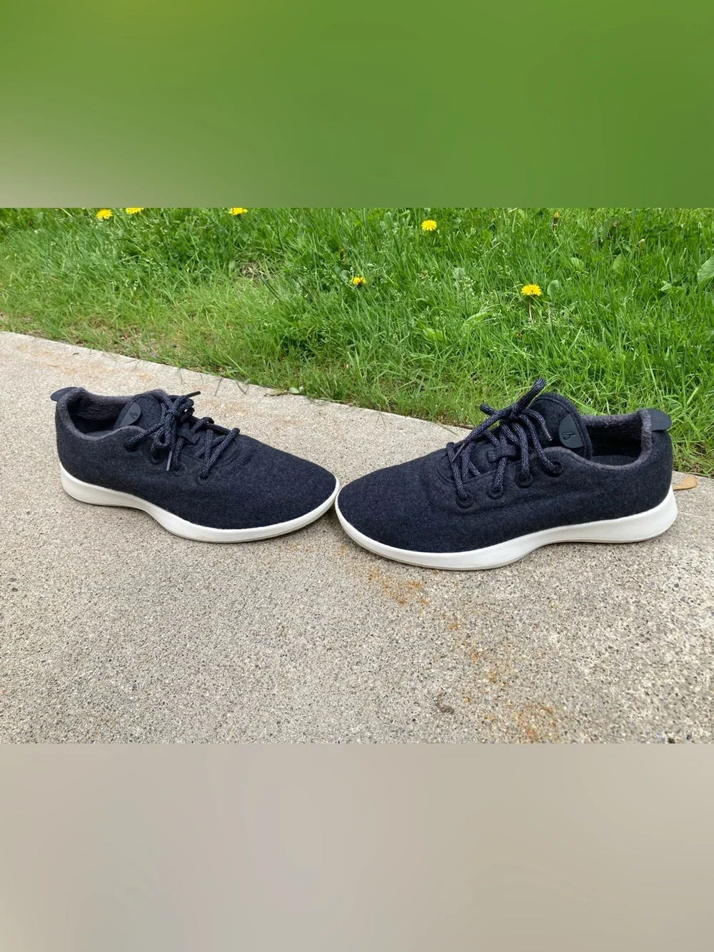 Allbirds Men's Size 11 Wool Runners Mizzles Merino Wool Dark Grey Sneakers